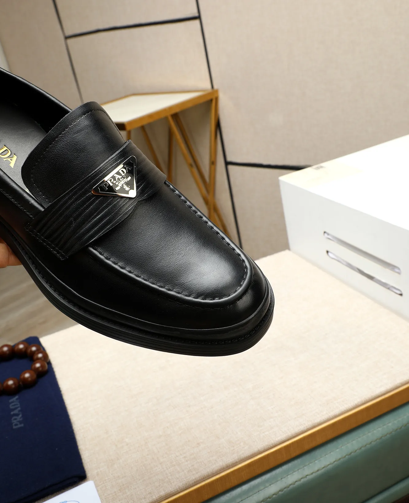 Men's men's shoes 💰540 (water-dyed cow leather) 📛📛PRADA high-end counter's latest formal business leather shoes 👔original and highest quality! Imported from Italy 🇮🇹 first-layer calfskin fabric ➕ cowhide lining Original outsole Formal size: 38➖44 (45 customized)
